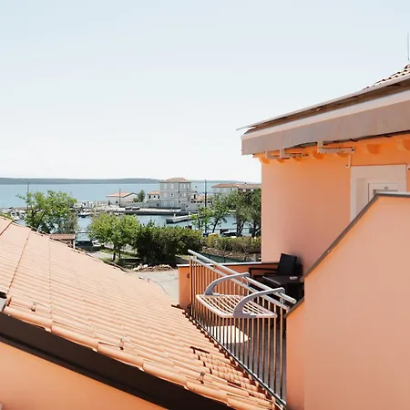 Lavandla Apartament *